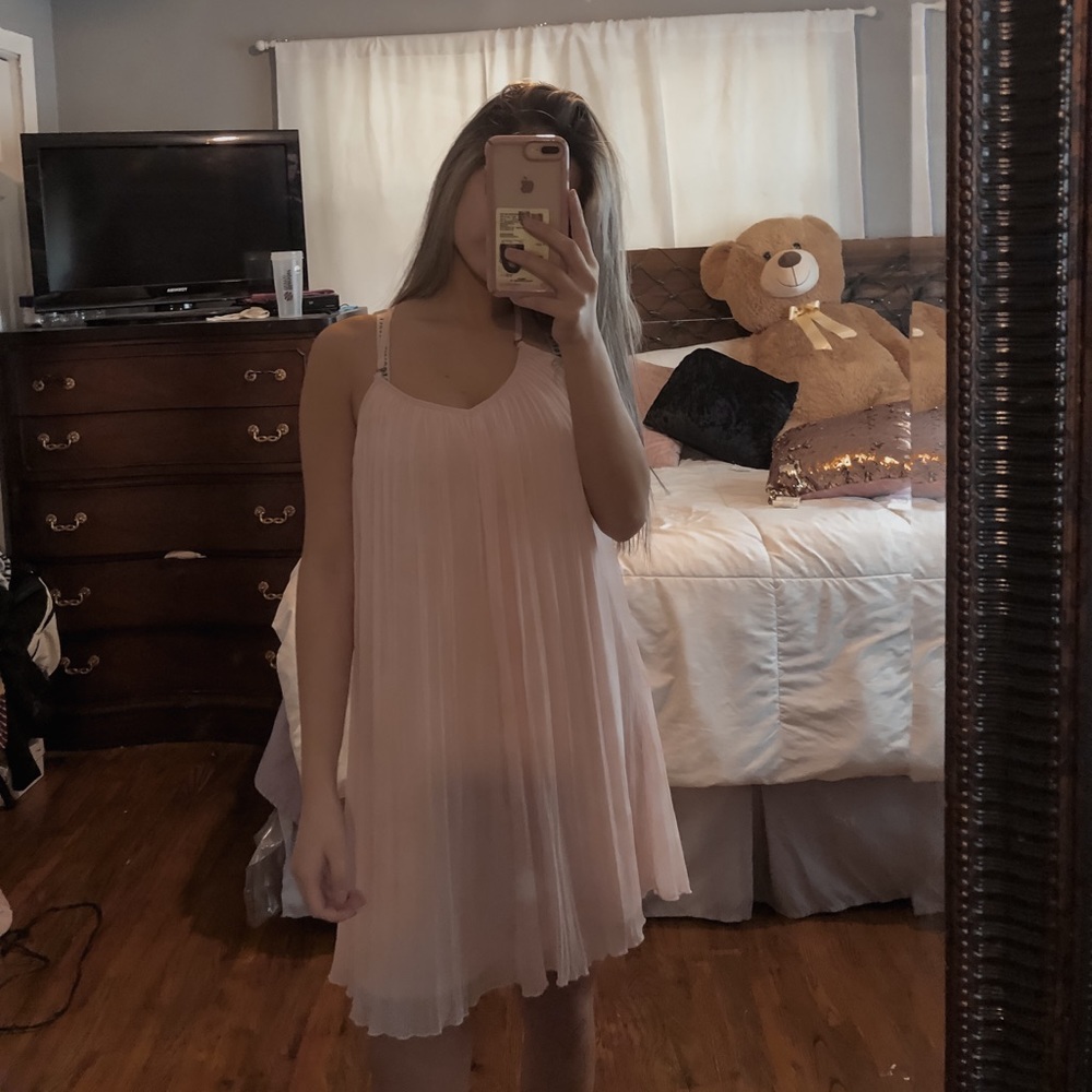 A&F light pink dress